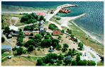Ljugarn strandridaregård
Strandridaregård som använts till bl a tullmuseum och ett litet geologiskt sådant. Ljugarn är nog Gotlands vackraste ort, utomordentligt badstrand, men passa på att besöka strandridaregården också.