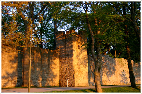 Jungfrutornet, Visby ringmur