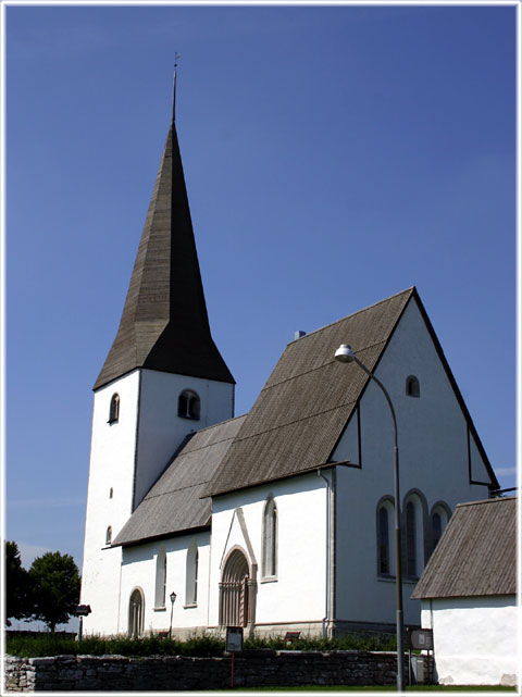 Alskog kyrka