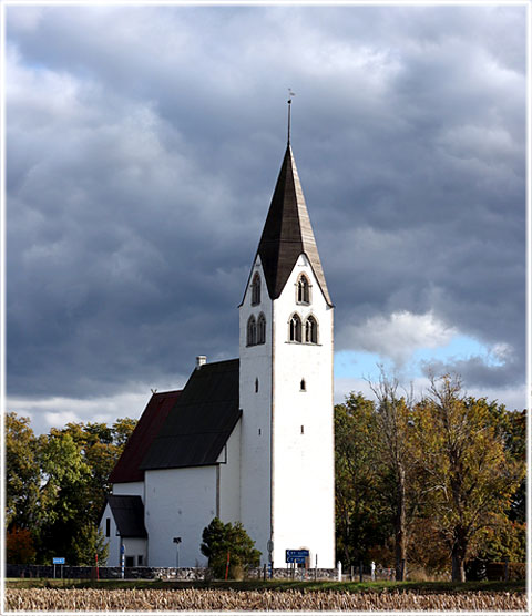 Ekeby kyrka