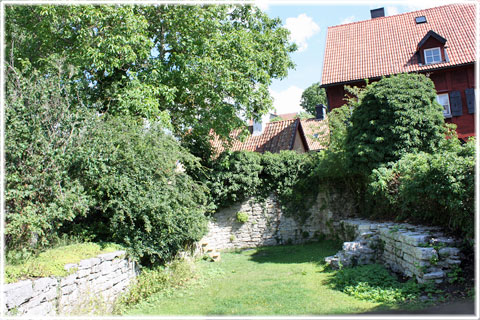 S:ta Gertrud ruin - foto: Bernt Enderborg