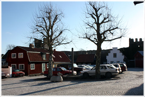 Skampålen på Klinttorget - foto: Bernt Enderborg