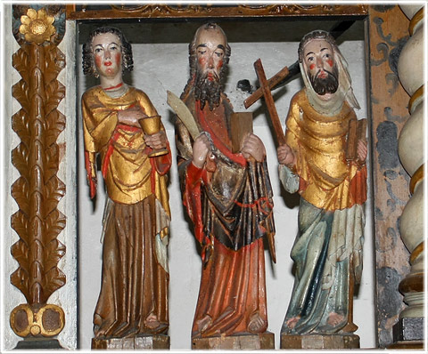 Träskulpturer i Hörsne kyrka