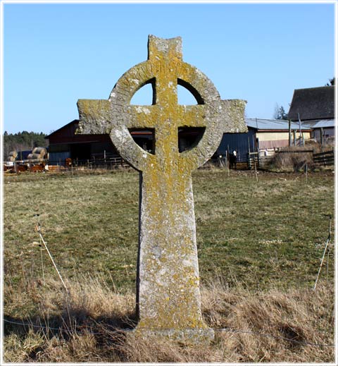 Jacobs minnessten, ringkors - foto: Bernt Enderborg