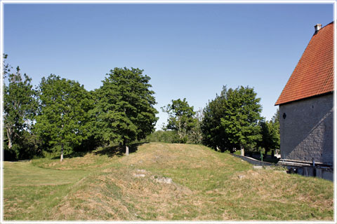 Gotland, Västergarn kastal - foto: Bernt Enderborg