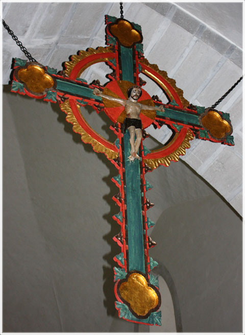 Triumfkrucifixet i När kyrka, ett ringkors