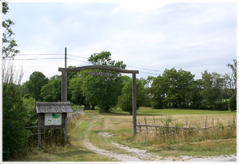 Gotland, Othems korsänge, prästänget - foto: Bernt Enderborg