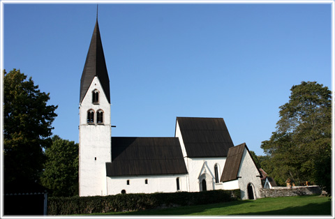 Lite mer om Garde kyrka