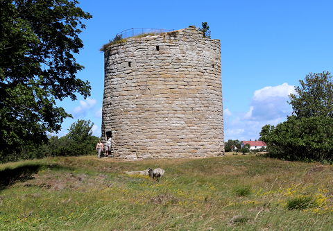 Sundre kastal - foto: Bernt Enderborg