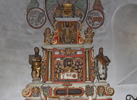 Altaruppsatsen i Hemse kyrka
