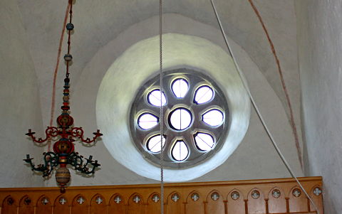 Rundfnster, Norrlanda kyrka